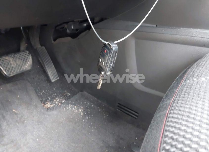 Photo 11 of 2016 Chevrolet Equinox LT (VIN 2GNALCEK8G1123073)