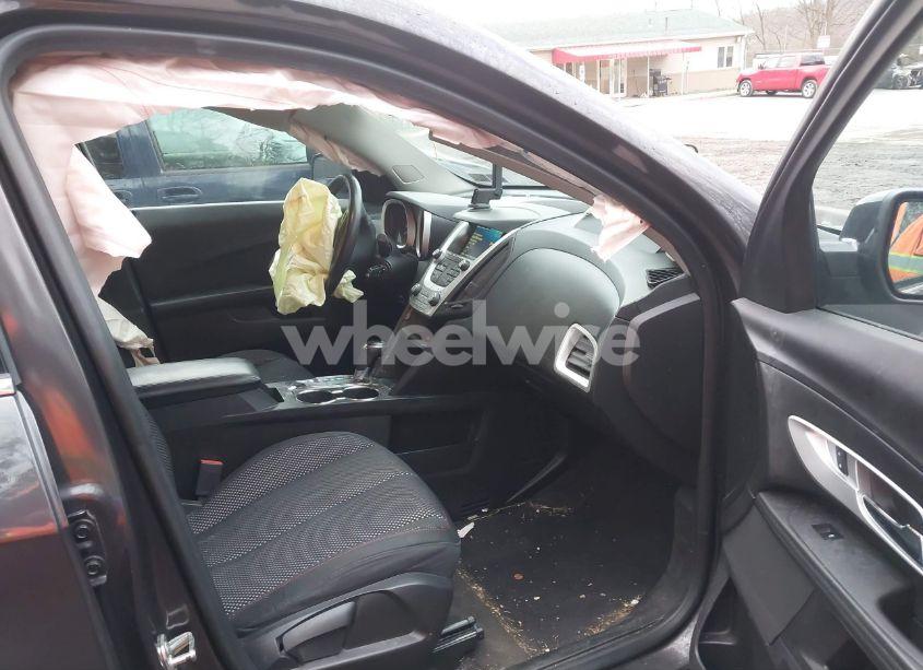 Photo 5 of 2016 Chevrolet Equinox LT (VIN 2GNALCEK8G6102890)