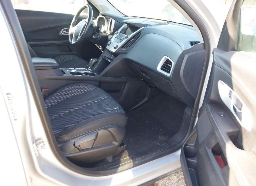 Photo 5 of 2016 Chevrolet Equinox LT (VIN 2GNALCEK8G6197998)