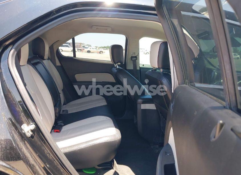 Photo 8 of 2017 Chevrolet Equinox LT (VIN 2GNALCEK8H1561805)