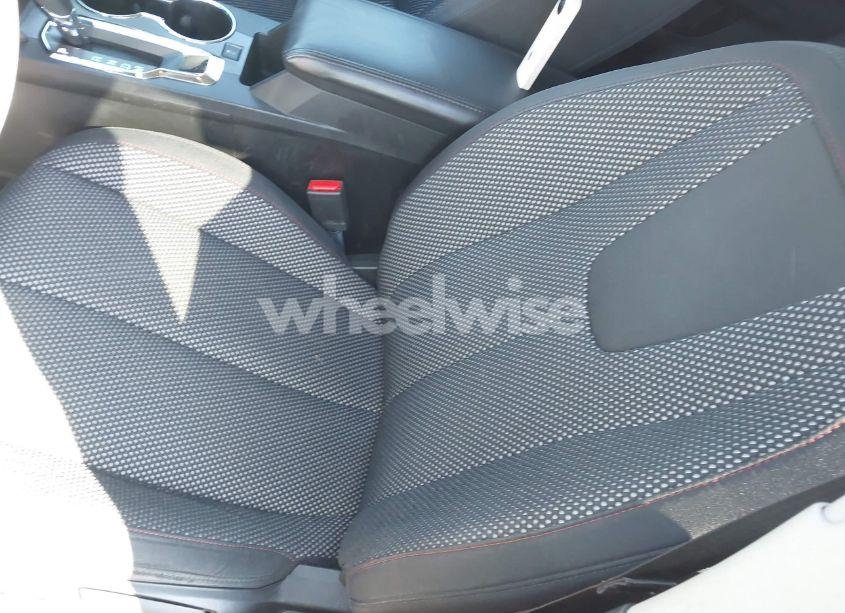 Photo 20 of 2017 Chevrolet Equinox LT (VIN 2GNALCEK8H1589779)