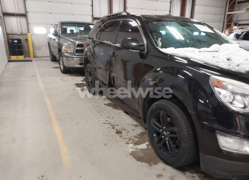 Photo 6 of 2017 Chevrolet Equinox LT (VIN 2GNALCEK8H6243458)