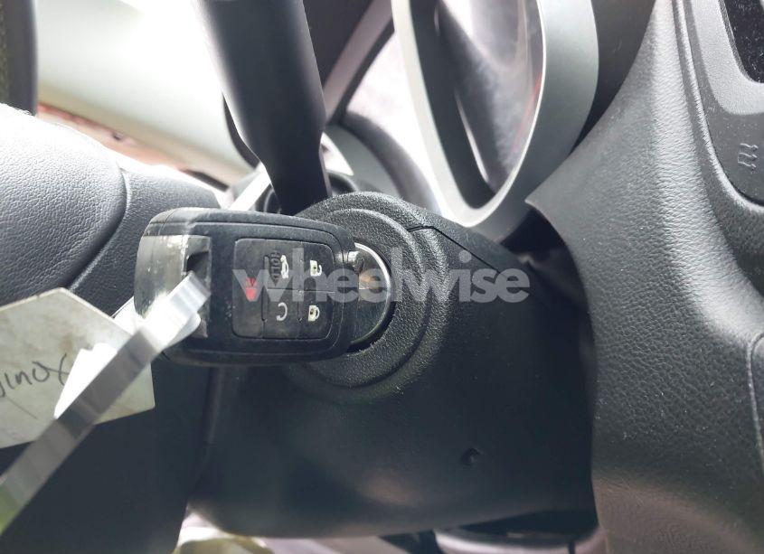 Photo 11 of 2015 Chevrolet Equinox 2LT (VIN 2GNALCEK9F6301302)