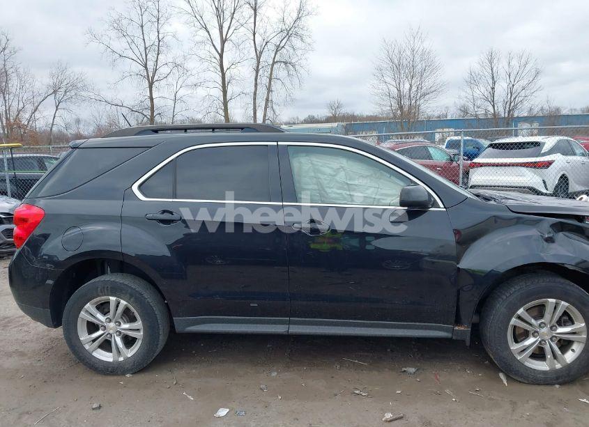 Photo 13 of 2015 Chevrolet Equinox 2LT (VIN 2GNALCEK9F6301302)