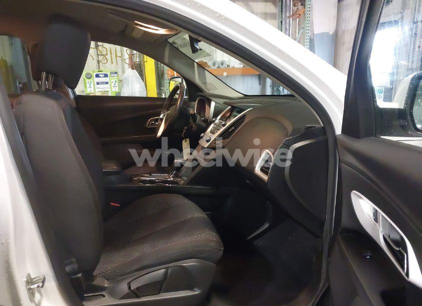 Photo 5 of 2016 Chevrolet Equinox LT (VIN 2GNALCEK9G1111420)