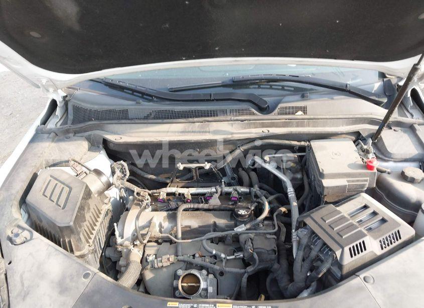 Photo 10 of 2017 Chevrolet Equinox LT (VIN 2GNALCEK9H1524472)