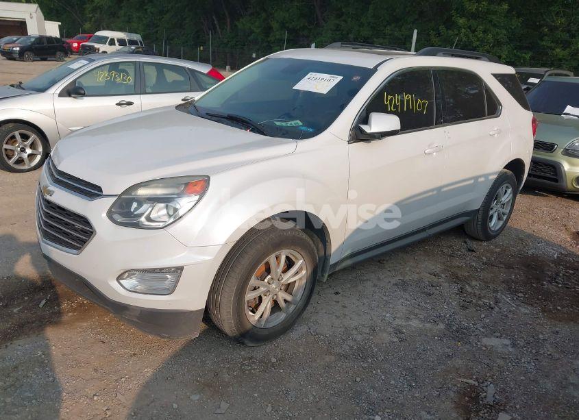 Photo 2 of 2017 Chevrolet Equinox LT (VIN 2GNALCEK9H1524472)