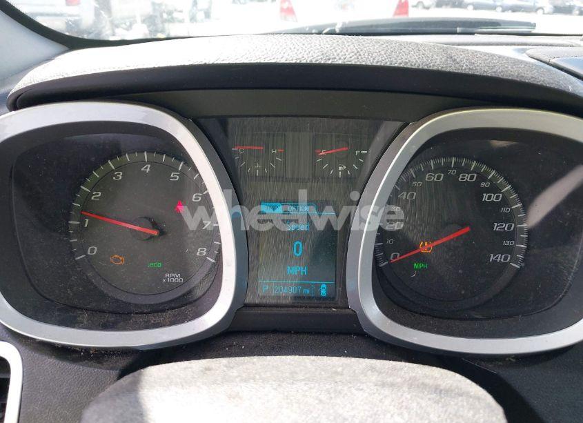 Photo 7 of 2017 Chevrolet Equinox LT (VIN 2GNALCEK9H1590875)