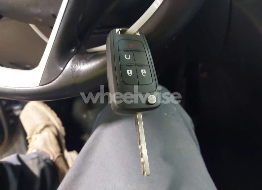 Photo 11 of 2017 Chevrolet Equinox LT (VIN 2GNALCEK9H6124463)