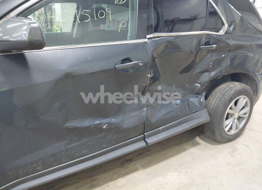 Photo 6 of 2017 Chevrolet Equinox LT (VIN 2GNALCEK9H6124463)