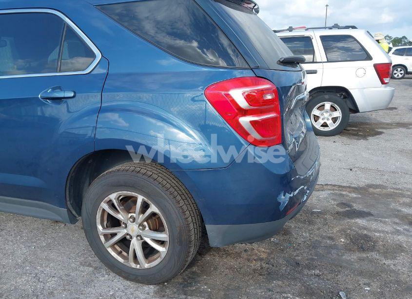 Photo 6 of 2017 Chevrolet Equinox LT (VIN 2GNALCEK9H6231593)