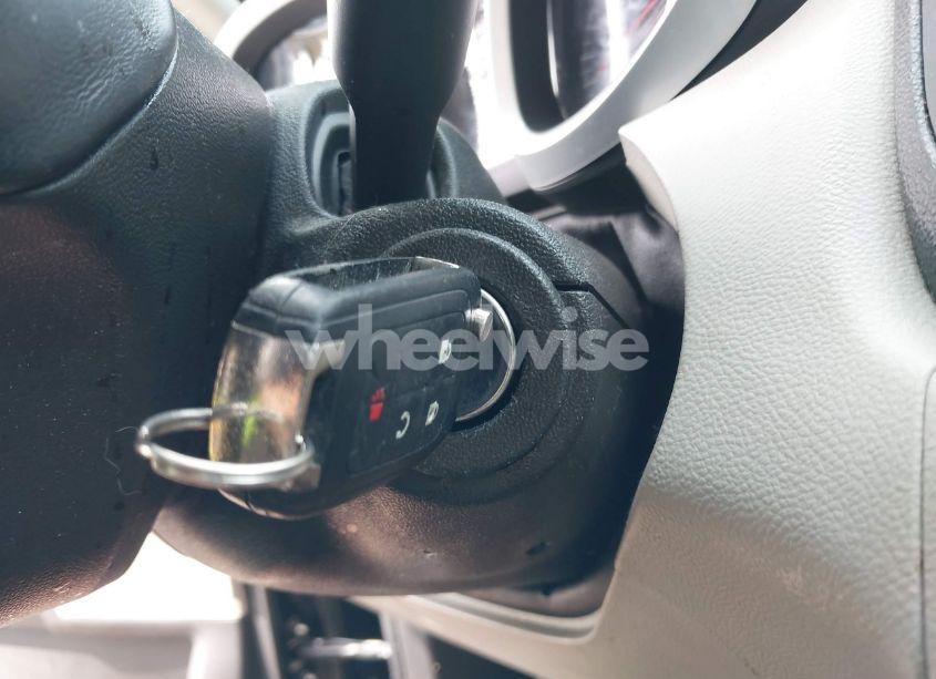 Photo 11 of 2017 Chevrolet Equinox LT (VIN 2GNALCEK9H6245980)