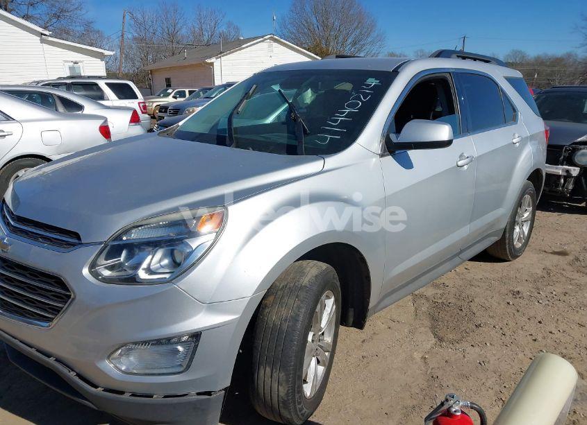 Photo 2 of 2017 Chevrolet Equinox LT (VIN 2GNALCEK9H6294208)