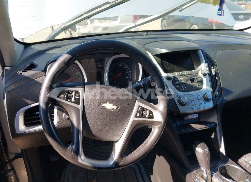 Photo 20 of 2017 Chevrolet Equinox LT (VIN 2GNALCEK9H6294208)