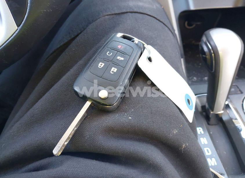 Photo 11 of 2015 Chevrolet Equinox 2LT (VIN 2GNALCEKXF6304970)