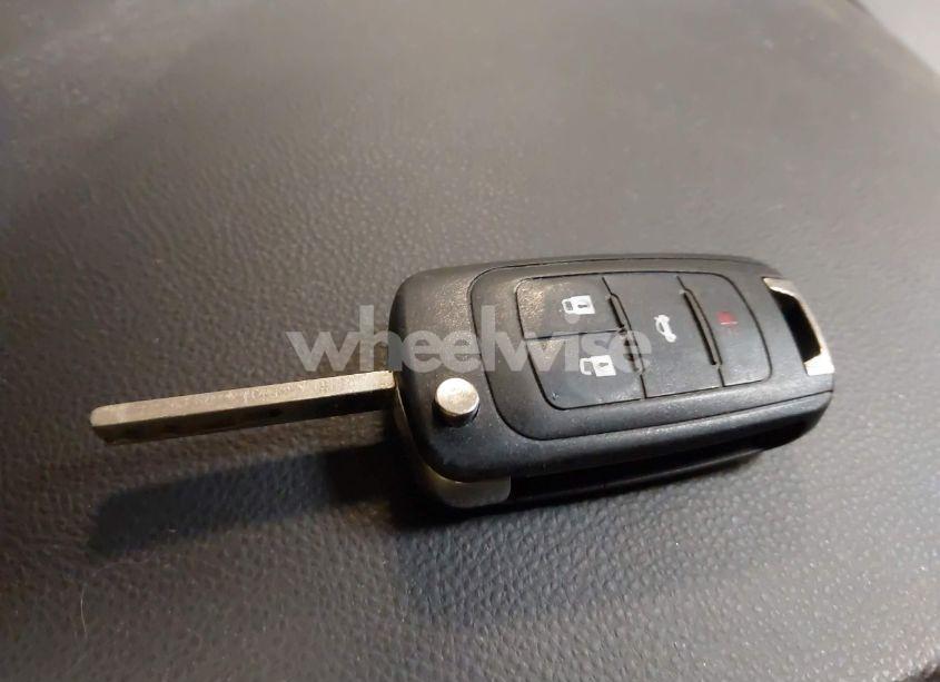 Photo 11 of 2016 Chevrolet Equinox LT (VIN 2GNALCEKXG1120059)