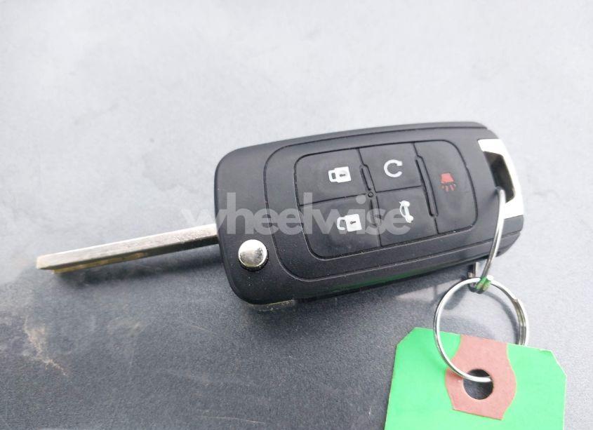 Photo 11 of 2016 Chevrolet Equinox LT (VIN 2GNALCEKXG1158696)