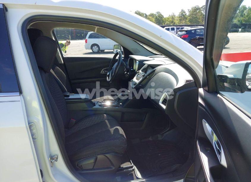 Photo 5 of 2016 Chevrolet Equinox LT (VIN 2GNALCEKXG6115334)