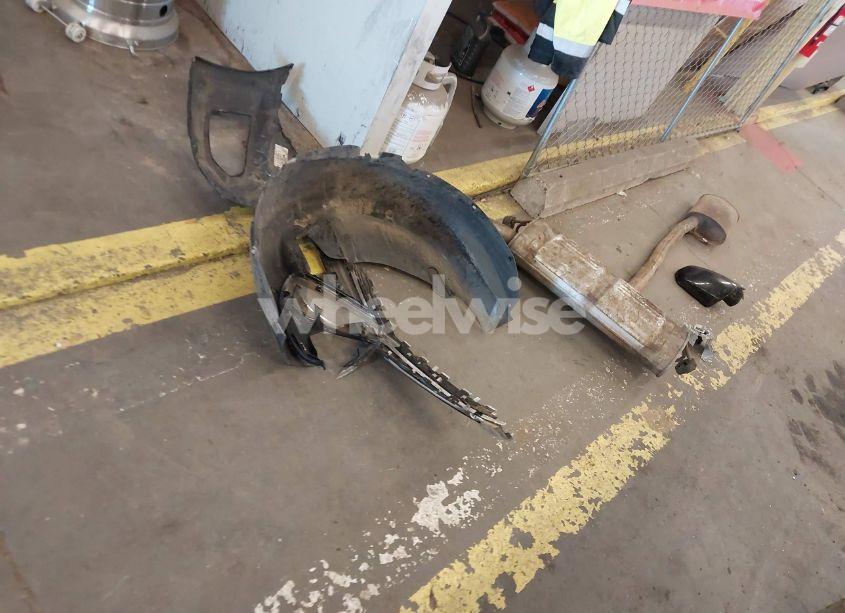 Photo 12 of 2016 Chevrolet Equinox LT (VIN 2GNALCEKXG6310303)