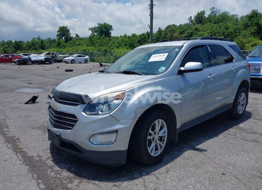 Photo 2 of 2017 Chevrolet Equinox LT (VIN 2GNALCEKXH1512413)