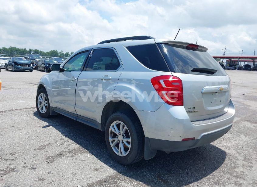 Photo 3 of 2017 Chevrolet Equinox LT (VIN 2GNALCEKXH1512413)