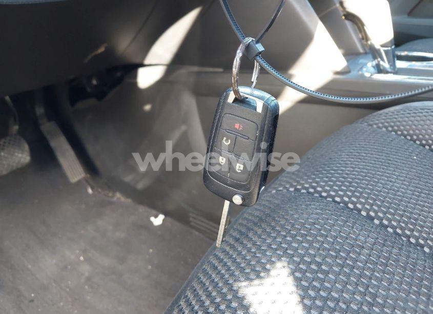 Photo 11 of 2017 Chevrolet Equinox LT (VIN 2GNALCEKXH1543046)