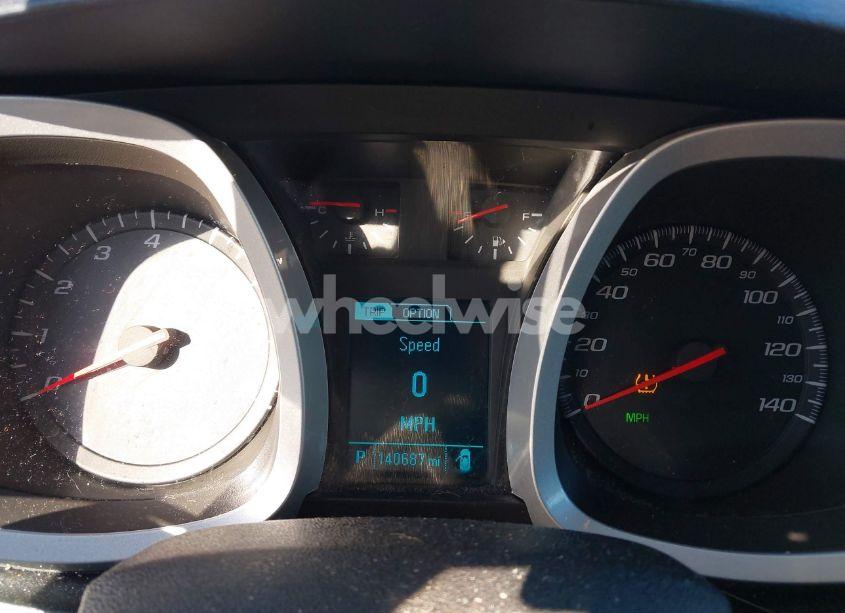 Photo 7 of 2017 Chevrolet Equinox LT (VIN 2GNALCEKXH1543046)