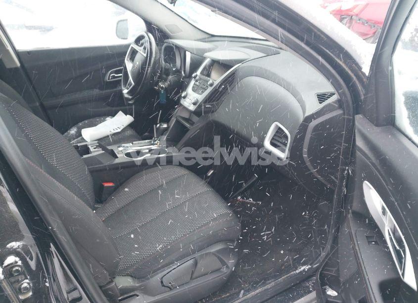 Photo 5 of 2017 Chevrolet Equinox LT (VIN 2GNALCEKXH1551650)