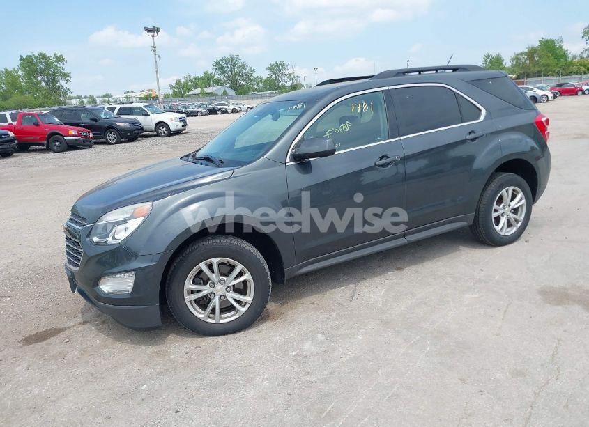 Photo 2 of 2017 Chevrolet Equinox LT (VIN 2GNALCEKXH1560915)