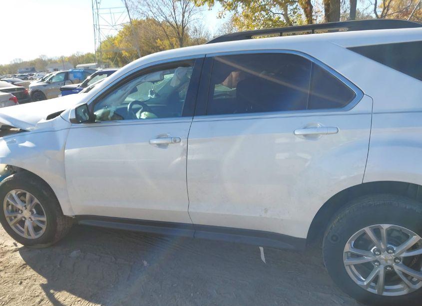 Photo 15 of 2017 Chevrolet Equinox LT (VIN 2GNALCEKXH6207433)