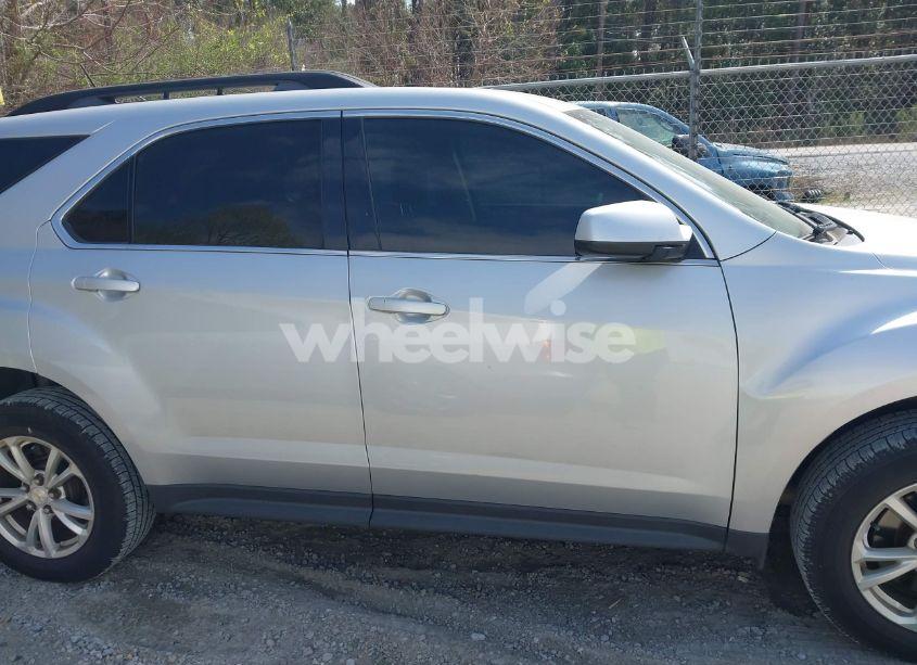 Photo 13 of 2017 Chevrolet Equinox LT (VIN 2GNALCEKXH6238794)