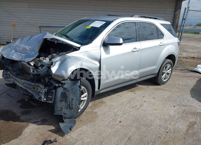 Photo 2 of 2017 Chevrolet Equinox LT (VIN 2GNALCEKXH6277434)