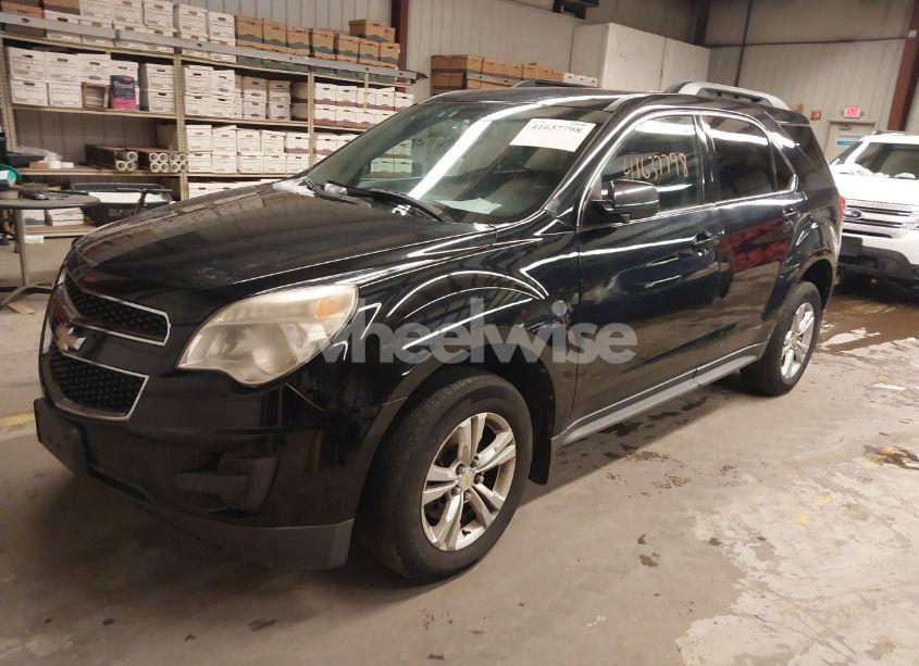 Photo 2 of 2011 Chevrolet Equinox 1LT (VIN 2GNALDEC6B1270046)