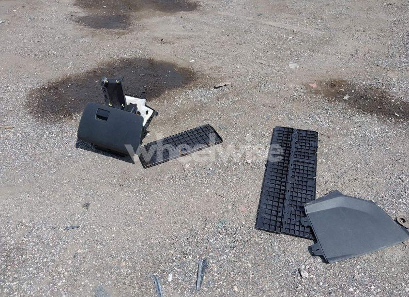 Photo 12 of 2013 Chevrolet Equinox 1LT (VIN 2GNALDEK0D1126941)