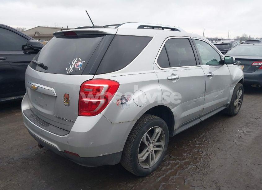 Photo 4 of 2016 Chevrolet Equinox LTZ (VIN 2GNALDEK0G1111621)