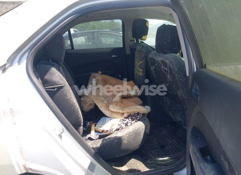 Photo 8 of 2012 Chevrolet Equinox 1LT (VIN 2GNALDEK2C6207828)