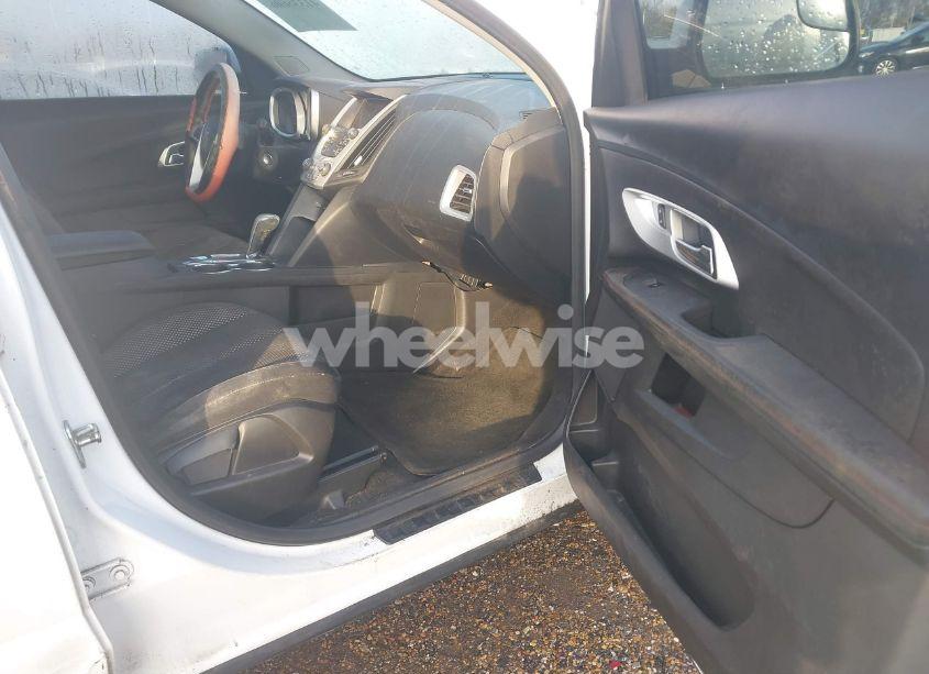 Photo 5 of 2012 Chevrolet Equinox 1LT (VIN 2GNALDEK3C6399342)