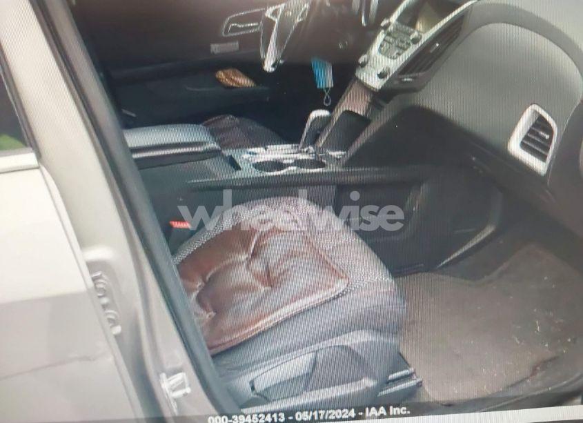 Photo 5 of 2012 Chevrolet Equinox 1LT (VIN 2GNALDEK9C6306419)