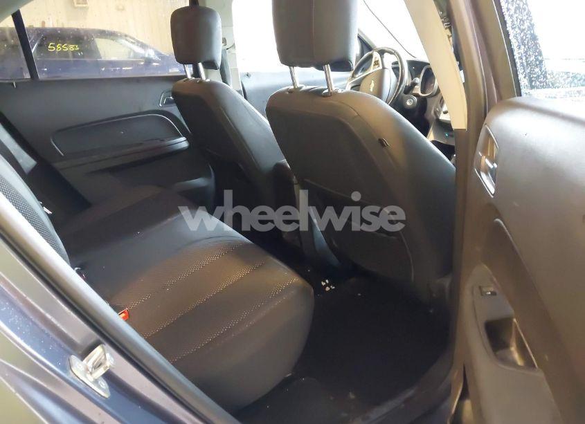 Photo 8 of 2013 Chevrolet Equinox 1LT (VIN 2GNALDEKXD6305961)