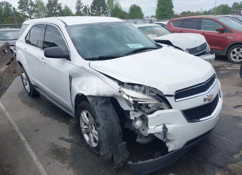 2015 Chevrolet Equinox L (VIN 2GNALLEK6F6288833) main photo