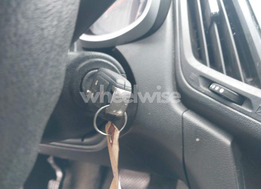 Photo 11 of 2015 Chevrolet Equinox L (VIN 2GNALLEK6F6288833)