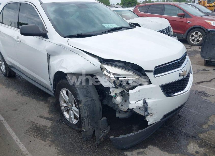 Photo 6 of 2015 Chevrolet Equinox L (VIN 2GNALLEK6F6288833)