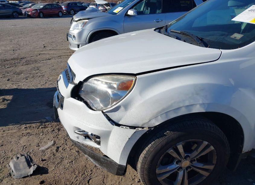 Photo 6 of 2011 Chevrolet Equinox 2LT (VIN 2GNALPEC1B1328100)