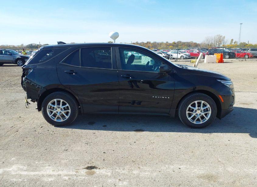 Photo 14 of 2022 Chevrolet Equinox AWD 1FL (VIN 2GNAX5EV0N6148544)