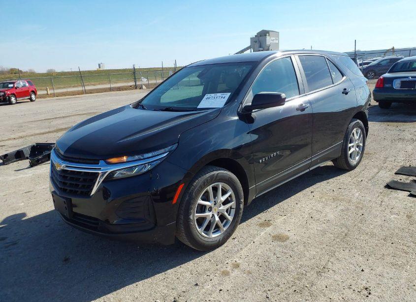 Photo 2 of 2022 Chevrolet Equinox AWD 1FL (VIN 2GNAX5EV0N6148544)