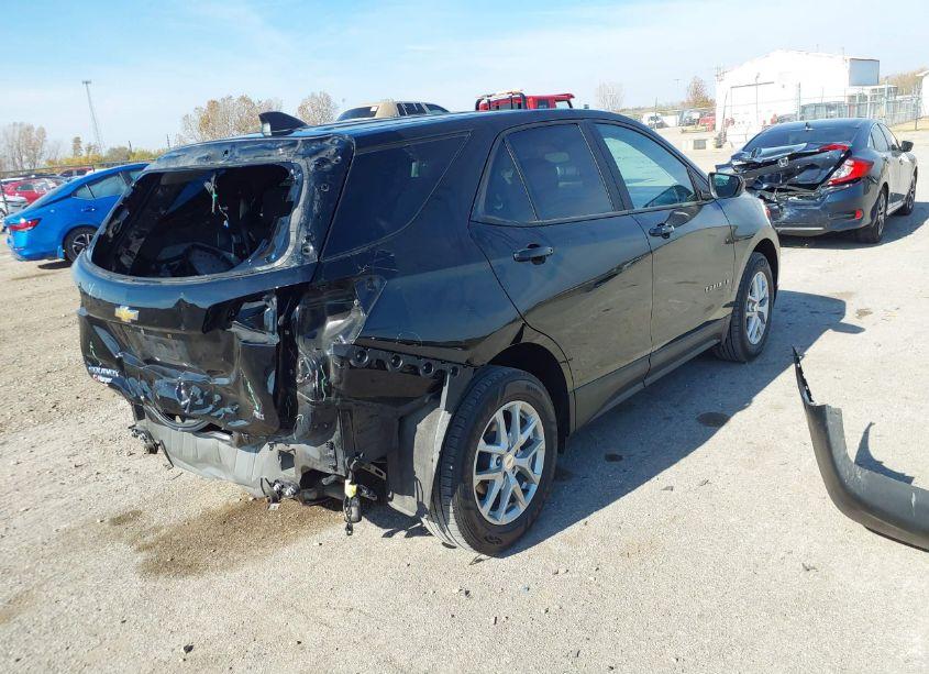 Photo 4 of 2022 Chevrolet Equinox AWD 1FL (VIN 2GNAX5EV0N6148544)