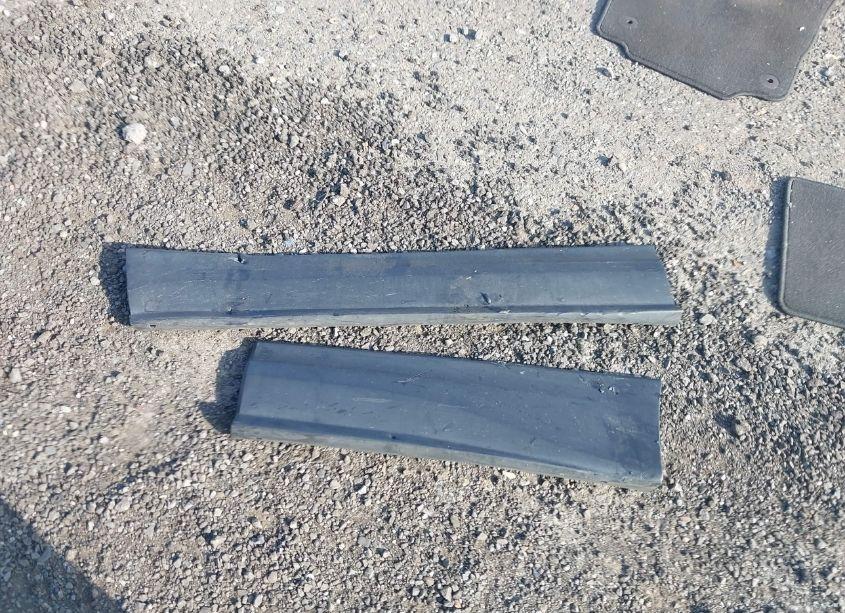 Photo 12 of 2020 Chevrolet Equinox AWD 1FL (VIN 2GNAX5EV3L6203520)