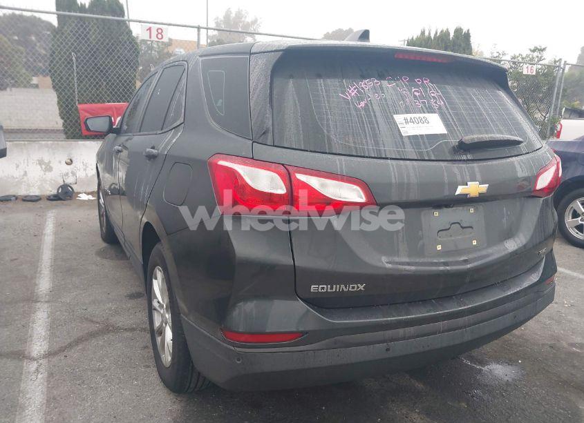 Photo 3 of 2020 Chevrolet Equinox AWD 1FL (VIN 2GNAX5EV4L6141853)