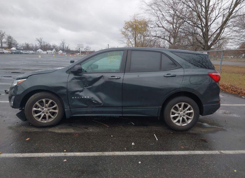 Photo 13 of 2020 Chevrolet Equinox FWD 1FL (VIN 2GNAXFEV0L6158588)