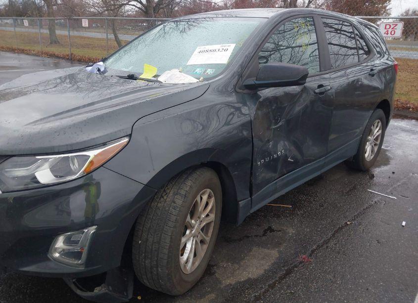 Photo 16 of 2020 Chevrolet Equinox FWD 1FL (VIN 2GNAXFEV0L6158588)